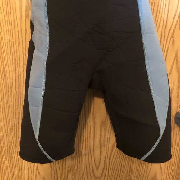 Body Glove Shorty Wetsuit - Picture 13 of 16